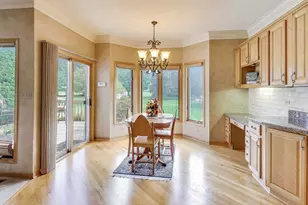 8720 Galleria Ct, Spring Grove, IL 60081 - Photo 6