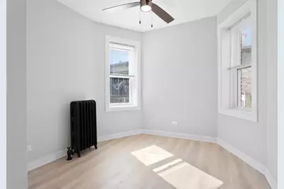 7383 N Damen Avenue #2W, Chicago, IL 60645 - Photo 10