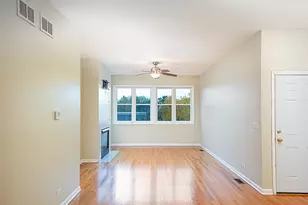 4507 S Lake Park Ave, Chicago, IL 60653 - Photo 4