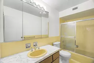 [Address not provided], Chicago, IL 60660 - Photo 6