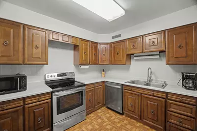 [Address not provided], Chicago, IL 60660 - Photo 8