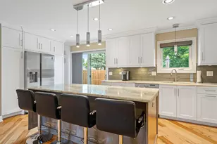 307 Albright Ct, Vernon Hills, IL 60061 - Photo 6