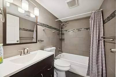 1860 Huntington Boulevard #E, Hoffman Estates, IL 60169 - Photo 12