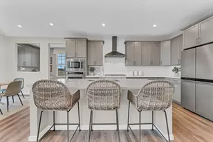 2547 Mallet Ct, Naperville, IL 60564 - Photo 4