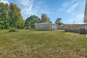 304 S East St, Gardner, IL 60424 - Photo 28