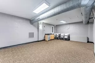 4240 N Clarendon Ave, Chicago, IL 60613 - Photo 18