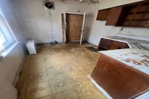 7150 S Eberhart Ave, Chicago, IL 60619 - Photo 4