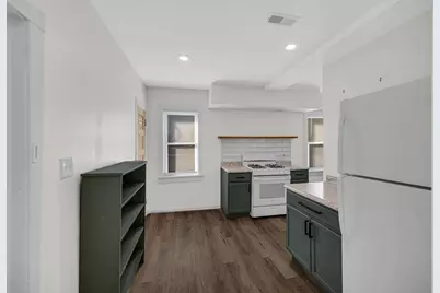 10912 S Avenue J, Chicago, IL 60617 - Photo 10