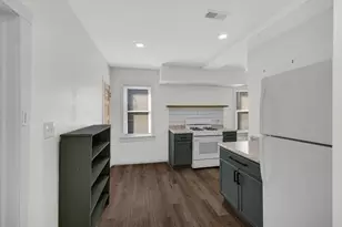 10912 S Ave J, Chicago, IL 60617 - Photo 4
