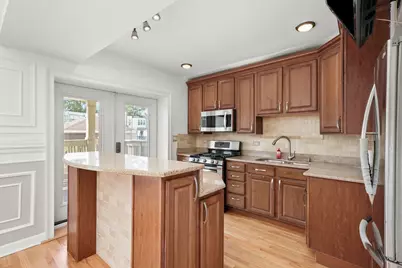 3523 W Hirsch Street, Chicago, IL 60651 - Photo 8