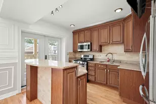 3523 W Hirsch St, Chicago, IL 60651 - Photo 8