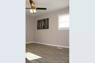 2210 220th Street, Sauk Village, IL 60411 - Photo 6