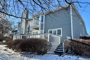 970 Waterside Ct, Aurora, IL 60502 - Photo 4