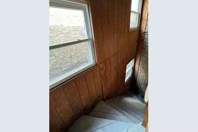 5904 W Berteau Avenue #2W, Chicago, IL 60634 - Photo 12