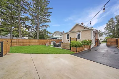1107 E Prairie Avenue, Des Plaines, IL 60016 - Photo 24