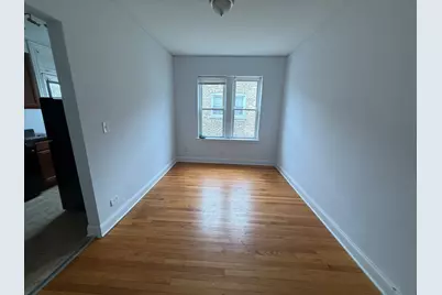 2004 W Jarvis Avenue #3, Chicago, IL 60645 - Photo 4