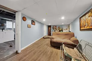 9427 S Utica Ave, Evergreen Park, IL 60805 - Photo 10