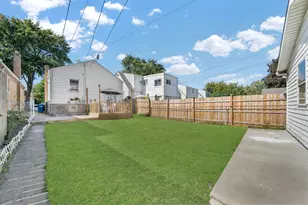 9427 S Utica Ave, Evergreen Park, IL 60805 - Photo 14