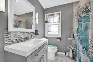 9427 S Utica Ave, Evergreen Park, IL 60805 - Photo 6