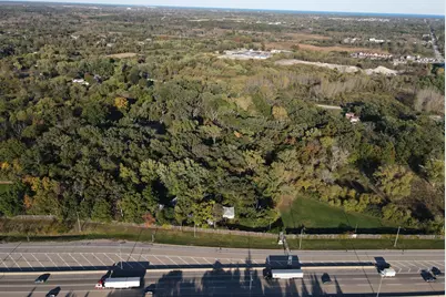 16355 W Plaza Lane, Wadsworth, IL 60083 - Photo 2