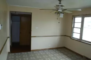 14458 Peoria St, Harvey, IL 60426 - Photo 6