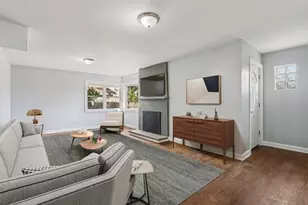 10216 S Emerald Ave, Chicago, IL 60628 - Photo 4