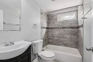 10216 S Emerald Ave, Chicago, IL 60628 - Photo 16