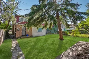 10216 S Emerald Ave, Chicago, IL 60628 - Photo 30