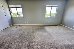 1458 Woodland Dr, South Elgin, IL 60177 - Photo 10