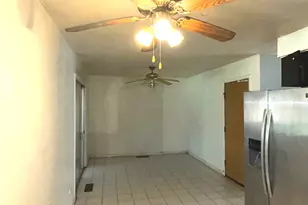 17622 Oakwood Dr, Hazel Crest, IL 60429 - Photo 8