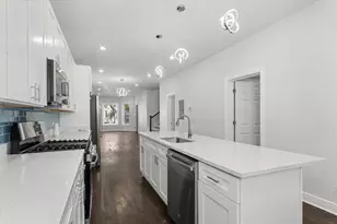 4447 W Van Buren St, Chicago, IL 60624 - Photo 4