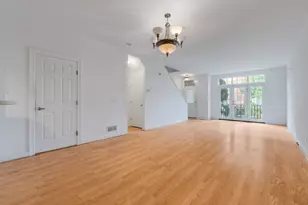 8425 Callie Ave, Morton Grove, IL 60053 - Photo 4