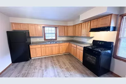 658 Mackinaw Avenue, Calumet City, IL 60409 - Photo 4