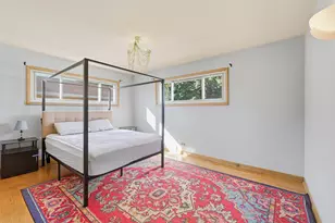 9020 S Constance Ave, Chicago, IL 60617 - Photo 8