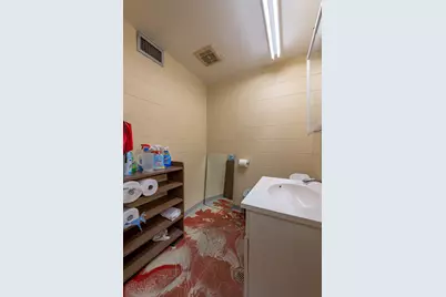 526 N Ashland Avenue, Chicago, IL 60622 - Photo 14