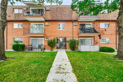 10510 Parkside Avenue #1, Chicago Ridge, IL 60415 - Photo 2