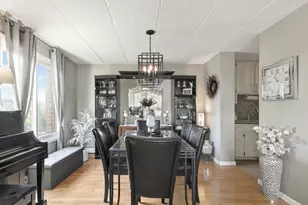 18 E Old Willow Rd, Prospect Heights, IL 60070 - Photo 10