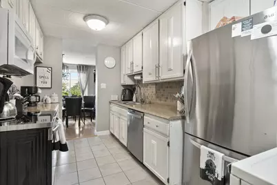 18 E Old Willow Road #210N, Prospect Heights, IL 60070 - Photo 12