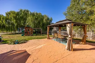 555 Litchfield Way, Oswego, IL 60543 - Photo 54