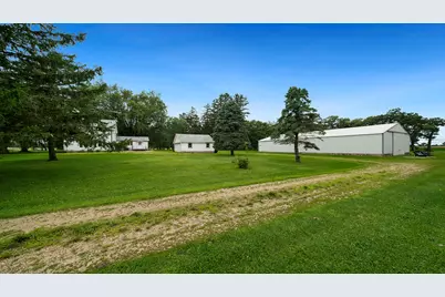 8540 Manchester Road, Capron, IL 61012 - Photo 36