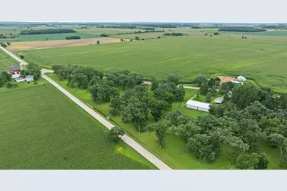 8540 Manchester Road, Capron, IL 61012 - Photo 6