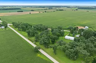 8540 Manchester Rd, Capron, IL 61012 - Photo 6