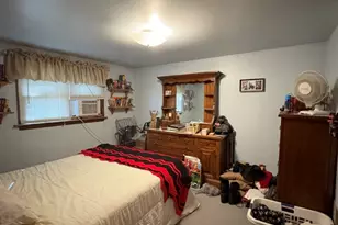 843 W Windsor Ave, Crete, IL 60417 - Photo 6