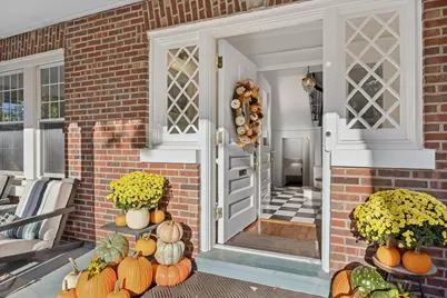 176 Riverside Road, Riverside, IL 60546 - Photo 10