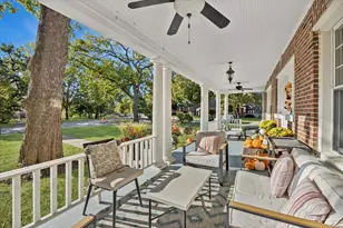 176 Riverside Rd, Riverside, IL 60546 - Photo 8