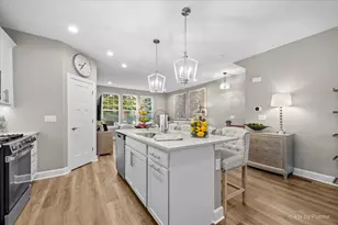 124 E Main St, Cary, IL 60013 - Photo 4