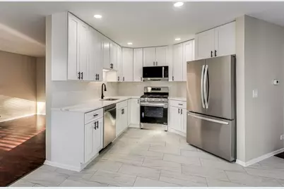 926 S West Avenue, Waukegan, IL 60085 - Photo 10