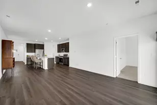 2930 Harnish Dr, Algonquin, IL 60102 - Photo 10