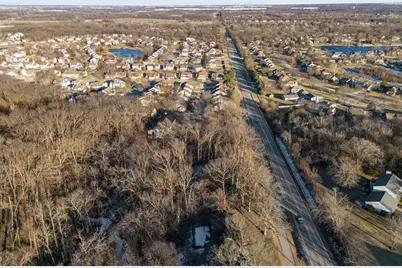 9015 E McEvilly Road, Minooka, IL 60447 - Photo 10