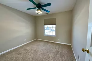 290 Crestview Dr, Wauconda, IL 60084 - Photo 12